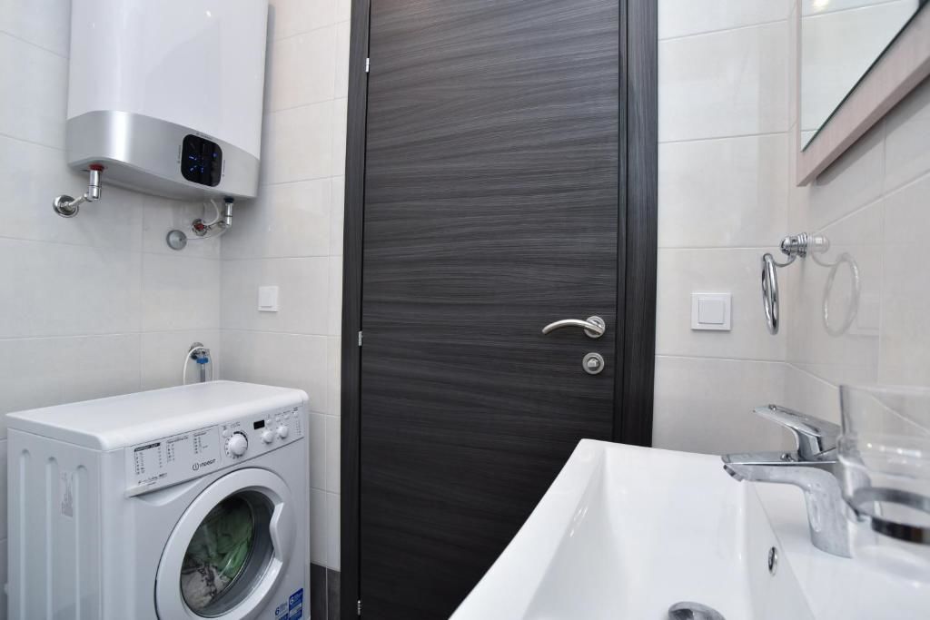 Апартаменты SEA VIEW ONE BEDROOM APARTMENT Бечичи-63