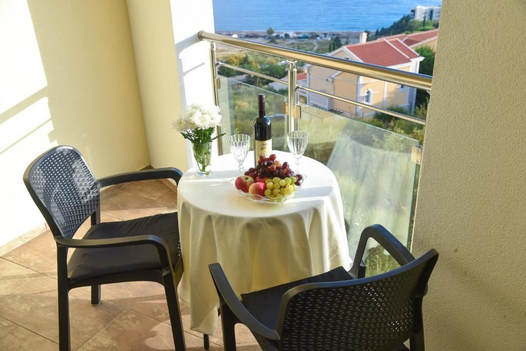 Апартаменты SEA VIEW ONE BEDROOM APARTMENT Бечичи-64