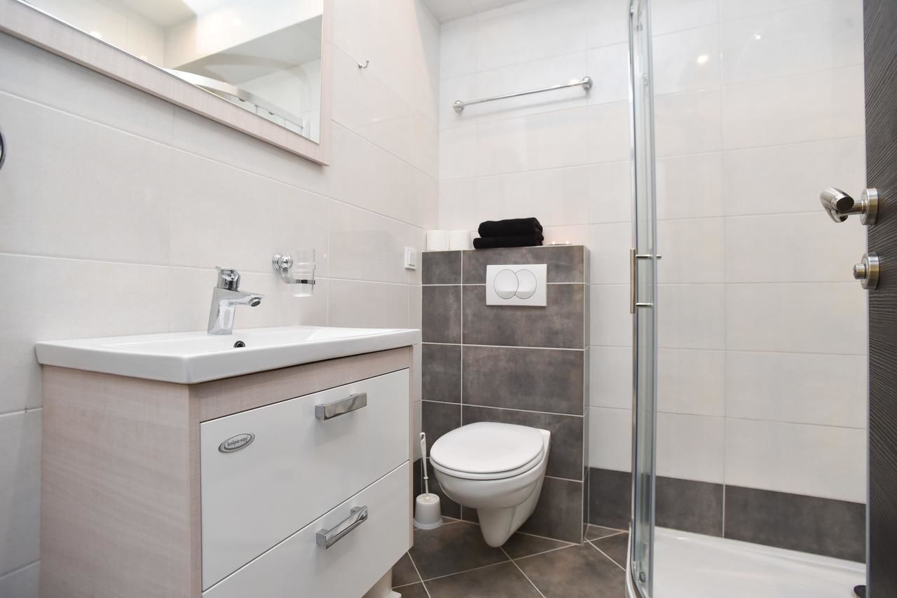 Апартаменты SEA VIEW ONE BEDROOM APARTMENT Бечичи-12