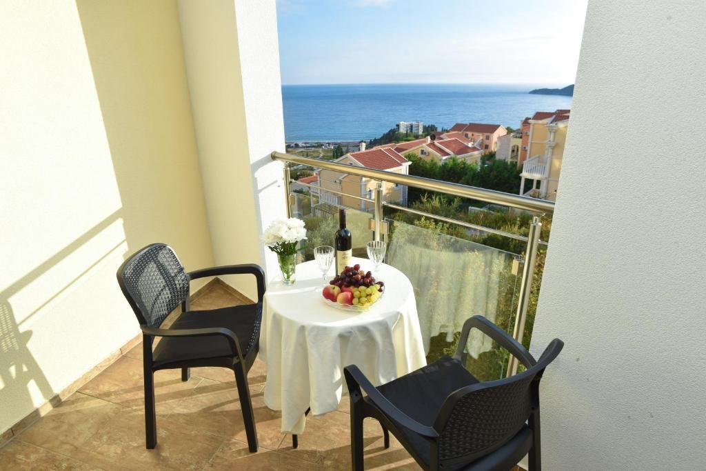 Апартаменты SEA VIEW ONE BEDROOM APARTMENT Бечичи-93